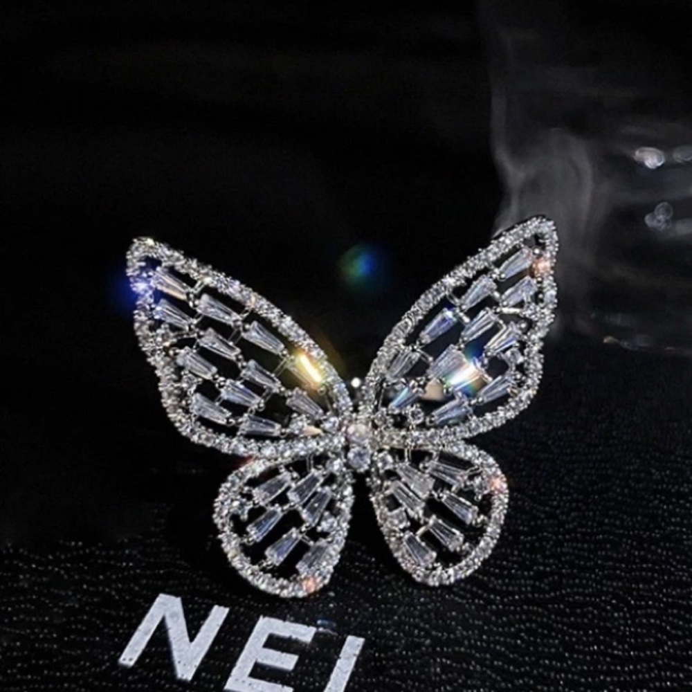 WHITE GOLD PLATED ZIRCON BUTTERFLY RING - Picture 2 of 16